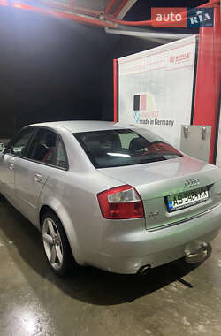 Седан Audi A4 2003 в 