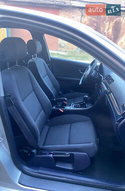 Седан Audi A4 2003 в 