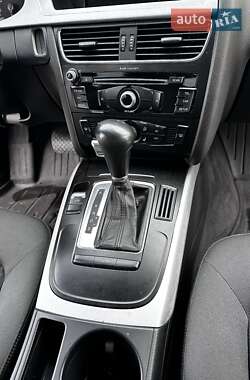 Седан Audi A4 2009 в 