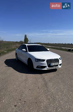 Седан Audi A4 2014 в 