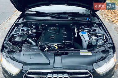 Седан Audi A4 2014 в 