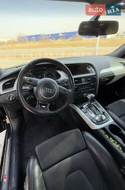 Универсал Audi A4 2012 в 