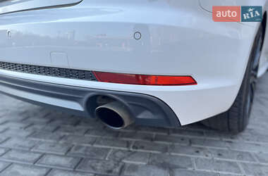 Седан Audi A4 2015 в 