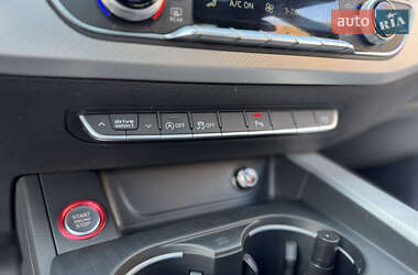 Седан Audi A4 2015 в 
