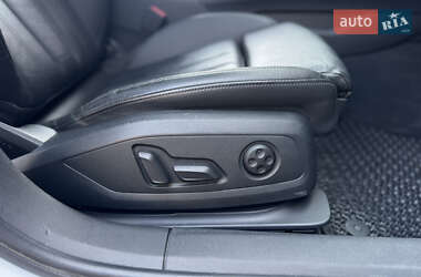 Седан Audi A4 2015 в 