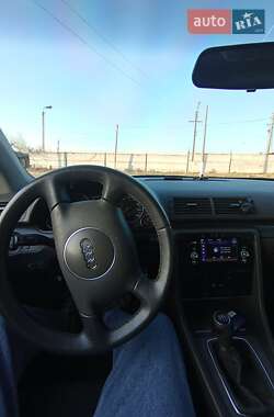 Седан Audi A4 2002 в 