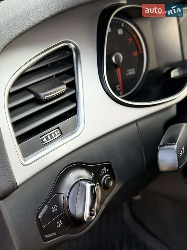 Седан Audi A4 2015 в Измаиле фото 10 Седан Audi A4 2015 в Измаиле