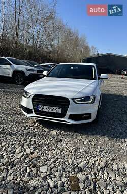Седан Audi A4 2015 в Киеве