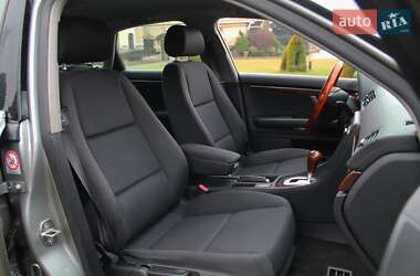 Седан Audi A4 2002 в 