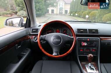 Седан Audi A4 2002 в 