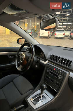 Седан Audi A4 2004 в Луцке