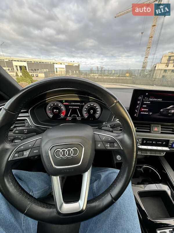 Седан Audi A4 2021 в Харькове