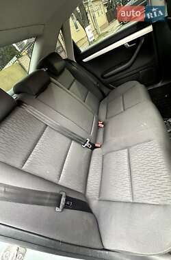 Седан Audi A4 2006 в 