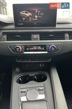 Седан Audi A4 2017 в 