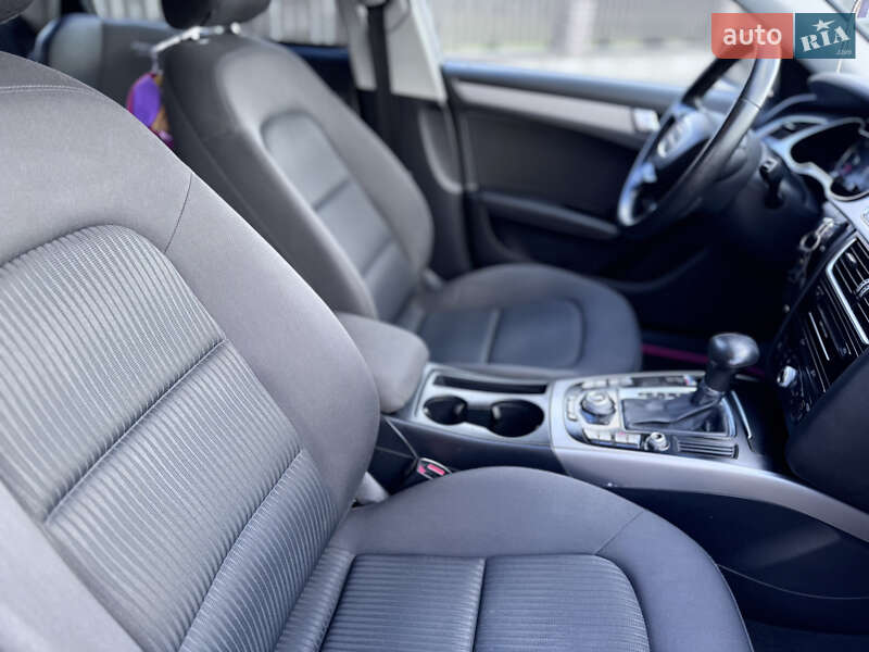 Универсал Audi A4 2012 в Староконстантинове