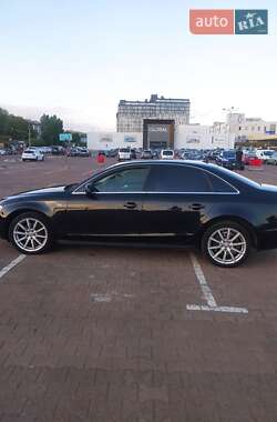 Седан Audi A4 2014 в 