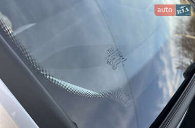 Седан Audi A4 2019 в 