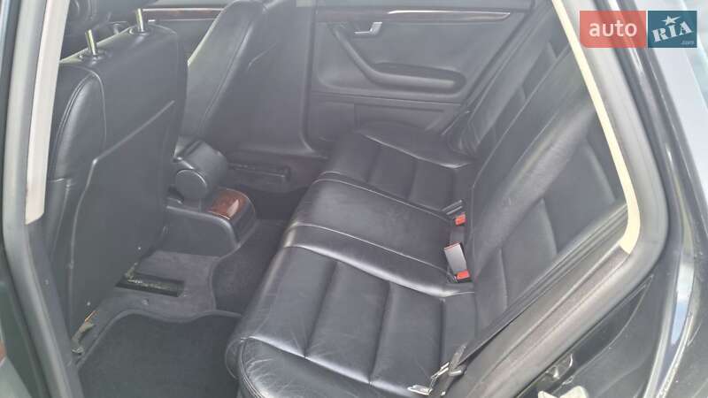 Седан Audi A4 2002 в Тетиеве