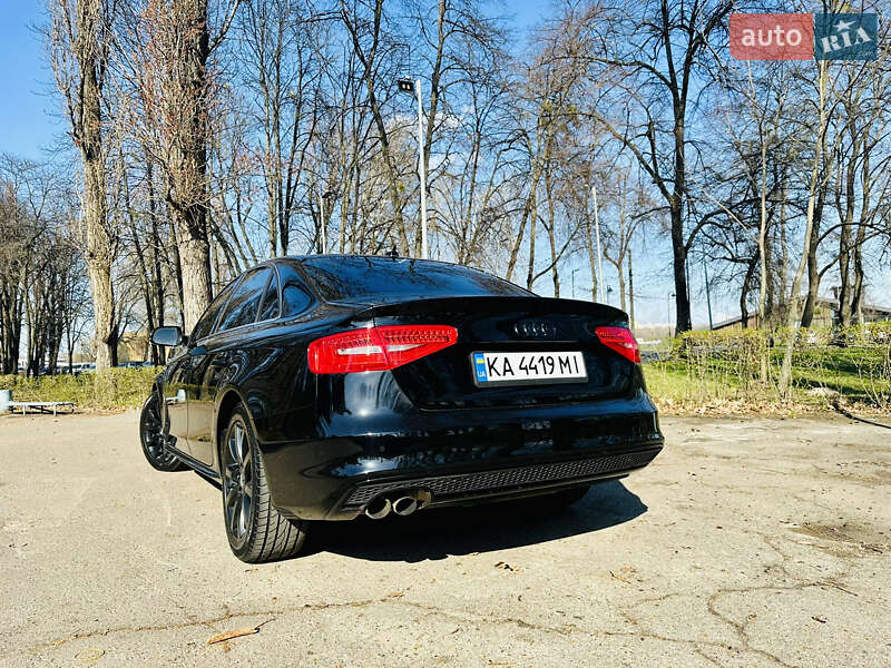 Седан Audi A4 2014 в Киеве