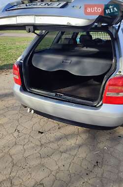 Універсал Audi A4 2001 в 
