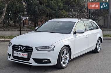 Універсал Audi A4 2013 в 