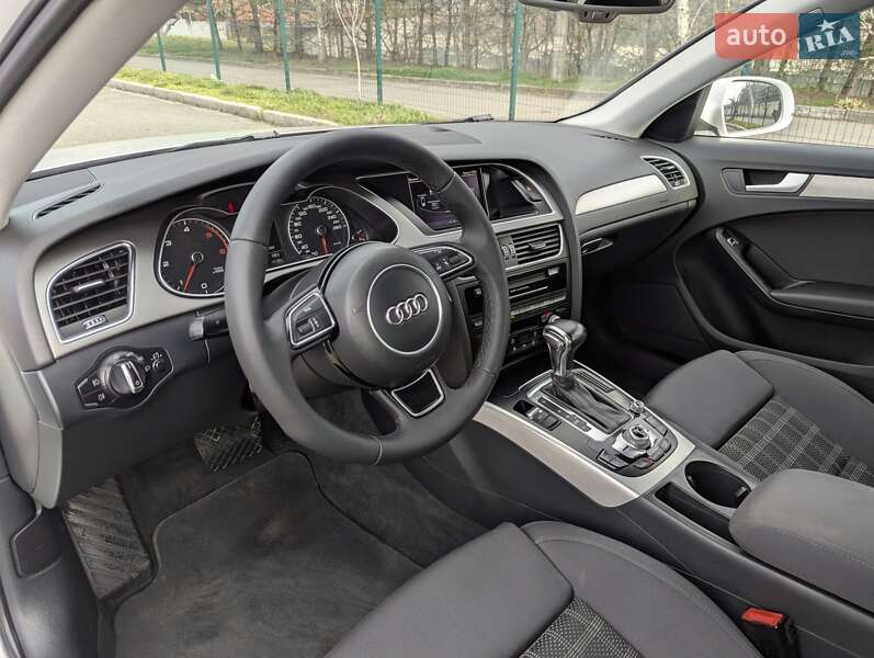 Универсал Audi A4 2013 в Хмельницком