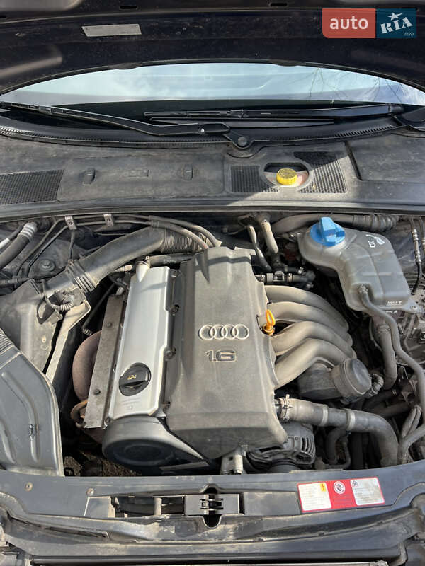 Седан Audi A4 2002 в Чернигове