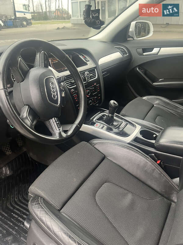 Універсал Audi A4 2011 в Самборі
