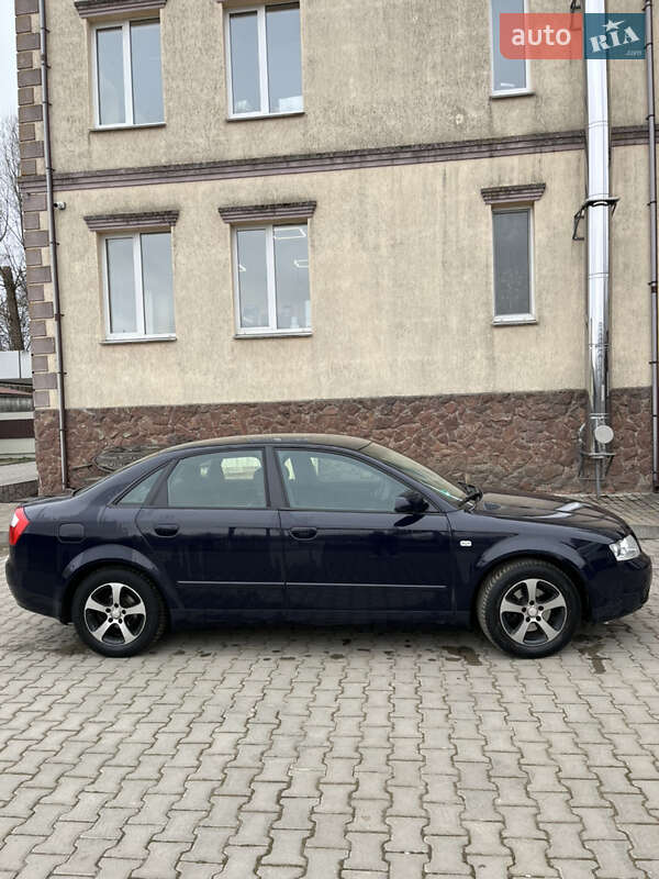 Седан Audi A4 2004 в Хмельницком