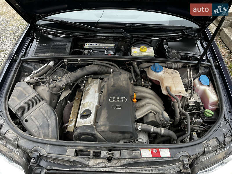Седан Audi A4 2004 в Хмельницком