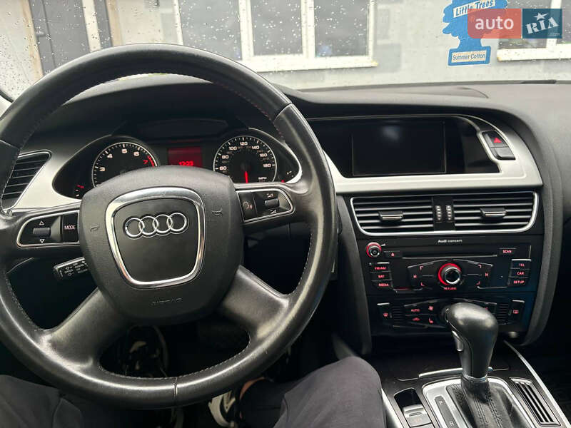 Седан Audi A4 2009 в Луцьку