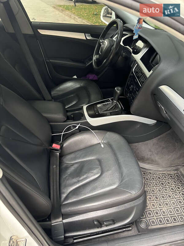 Седан Audi A4 2009 в Луцьку