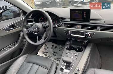 Седан Audi A4 2016 в 