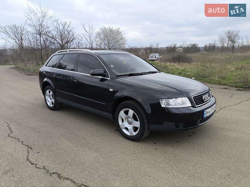 Универсал Audi A4 2004 в Великодолинском