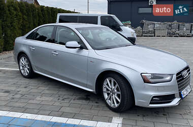 Седан Audi A4 2013 в 