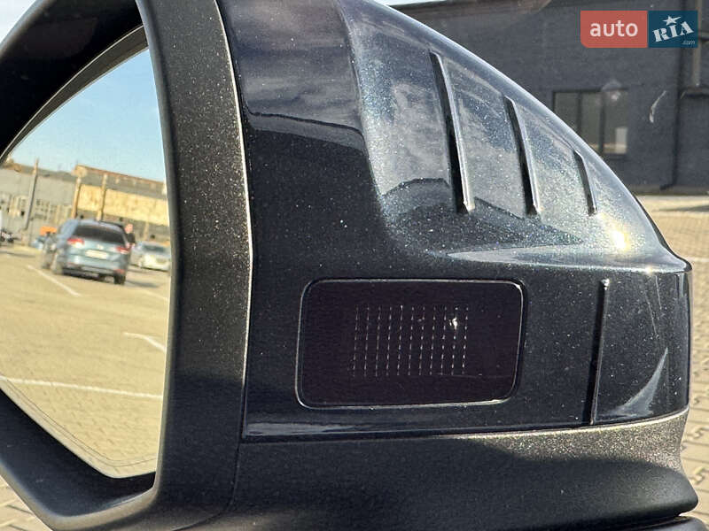 Седан Audi A4 2016 в Івано-Франківську