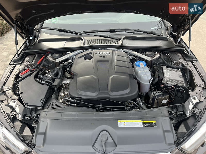 Универсал Audi A4 2018 в Житомире