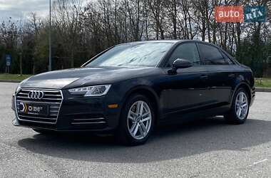 Седан Audi A4 2016 в 