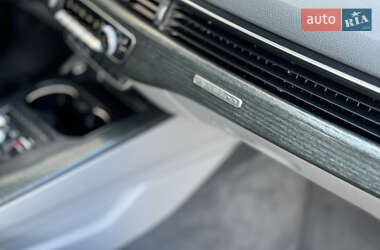 Седан Audi A4 2017 в 