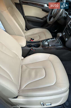 Седан Audi A4 2015 в 