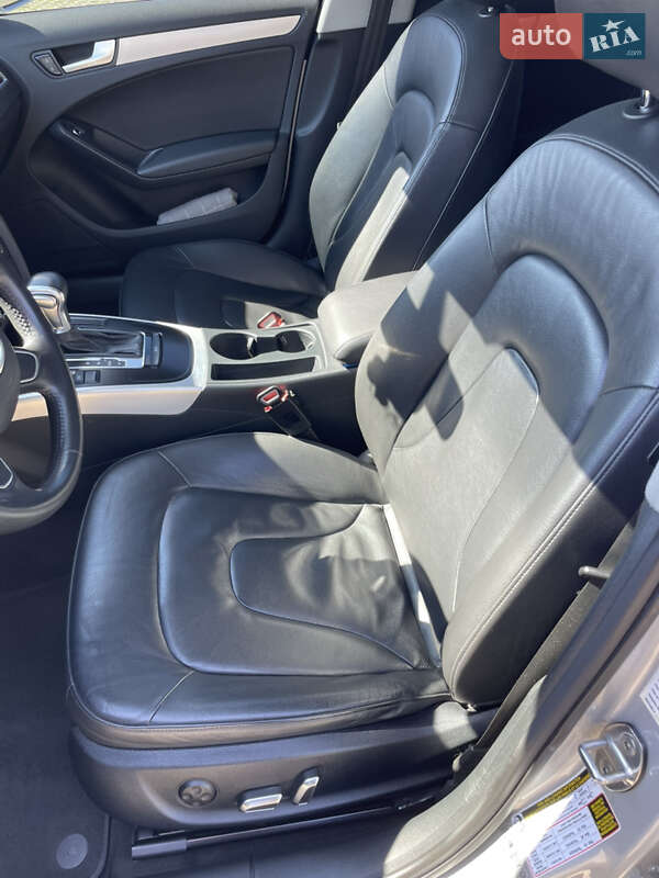 Седан Audi A4 2013 в Харькове