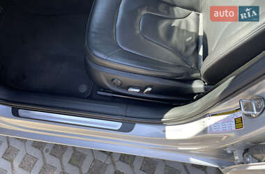 Седан Audi A4 2013 в 