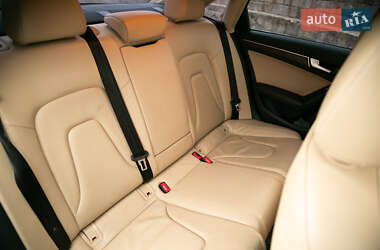 Седан Audi A4 2013 в 