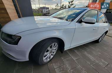 Седан Audi A4 2013 в 