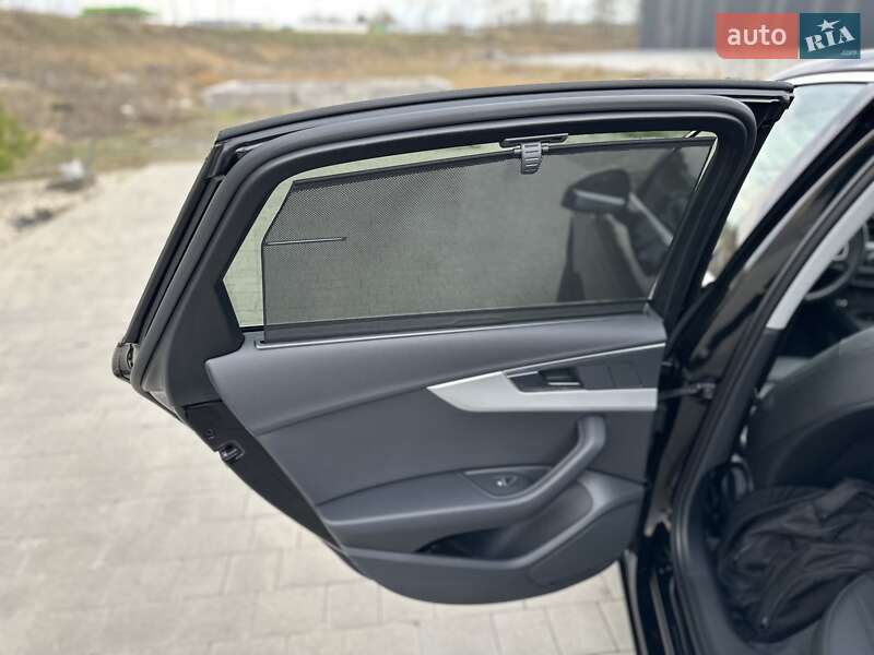 Седан Audi A4 2021 в Хмельницком