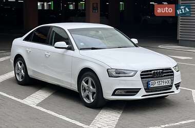 Седан Audi A4 2012 в 