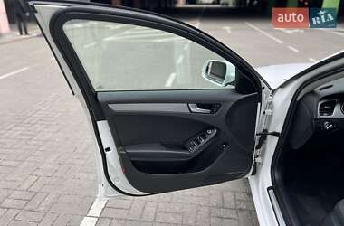 Седан Audi A4 2012 в 