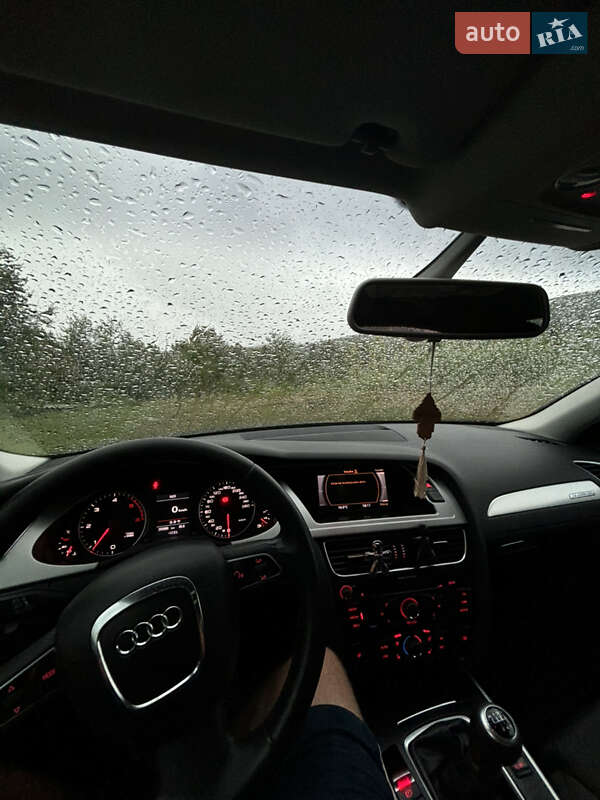 Универсал Audi A4 2010 в Мукачево