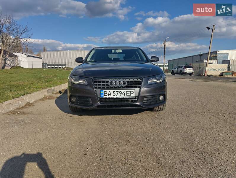 Audi A4 2011