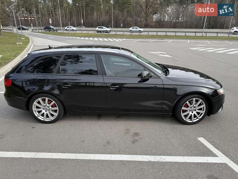 Универсал Audi A4 2010 в Киеве